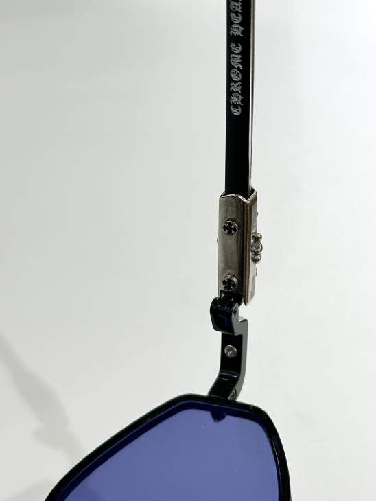Picture of Chrome Hearts Sunglasses _SKUfw76704342fw